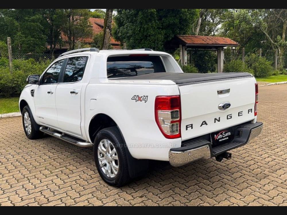 FORD - RANGER - 2016/2017 - Branca - Sob Consulta