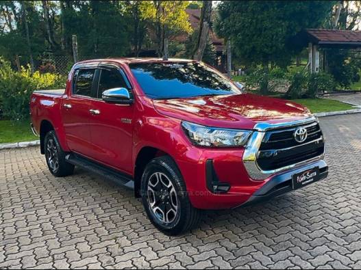 TOYOTA - HILUX - 2022/2022 - Vermelha - Sob Consulta